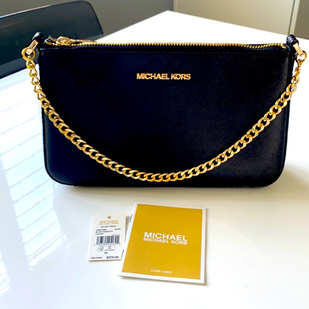 Black Michael Kors Jet Set Purse